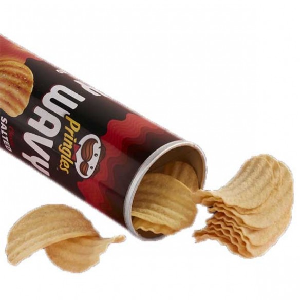 Pringles Wavy Classic Salted 130 g